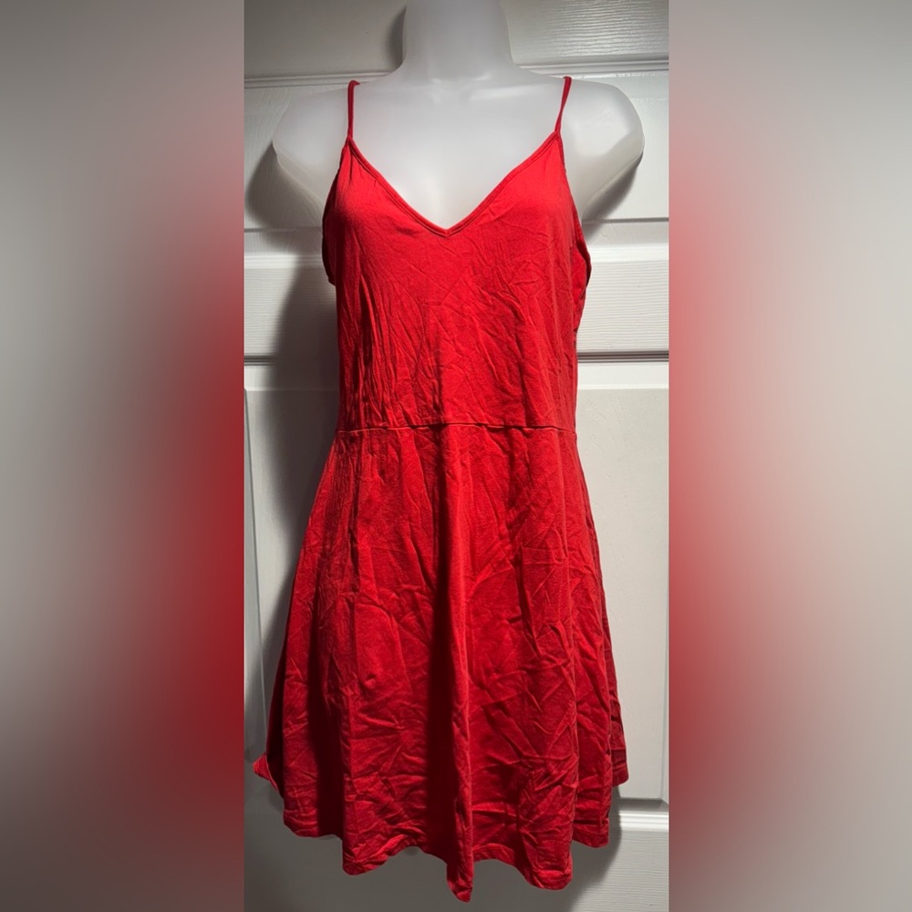 Vibrant Red Sleeveless Spaghetti Strap Dress (Size M)